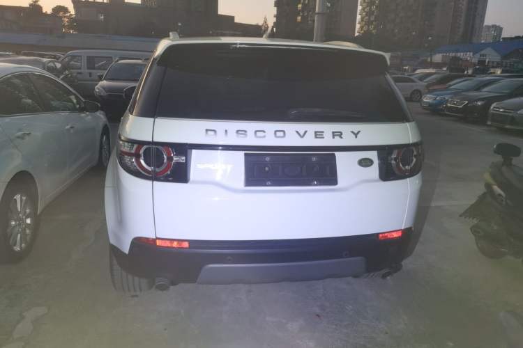 Used Land Rover Discovery Sport 2018 240 PS SE Version
