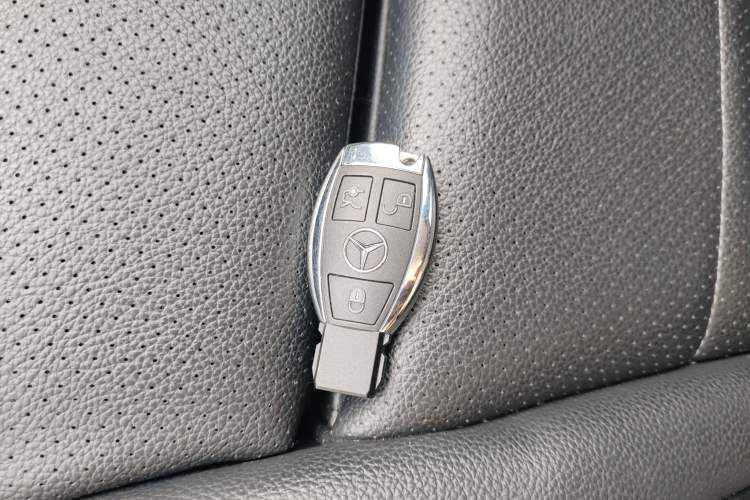 Used Mercedes-Benz C-Class 2017 Facelift C 200 L Sport Edition