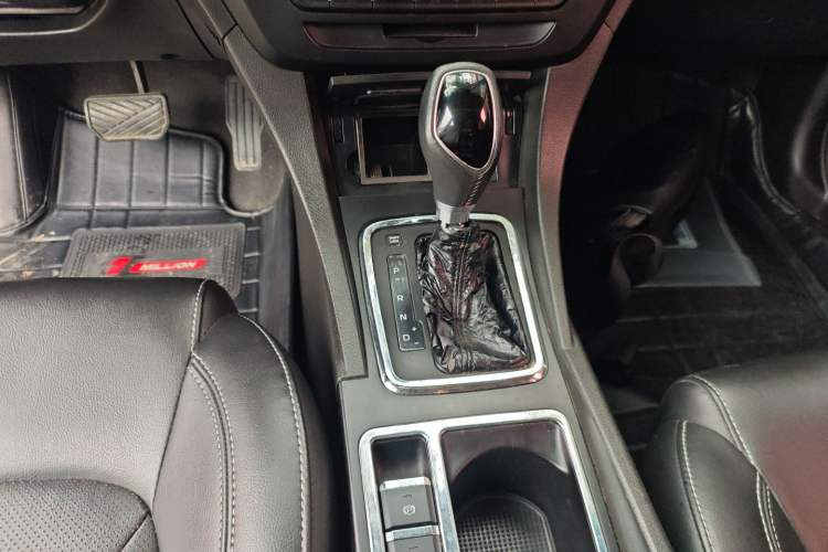 Used Geely Auto Emgrand 2017 Sedan Million Edition 1.5L CVT Upward Version
