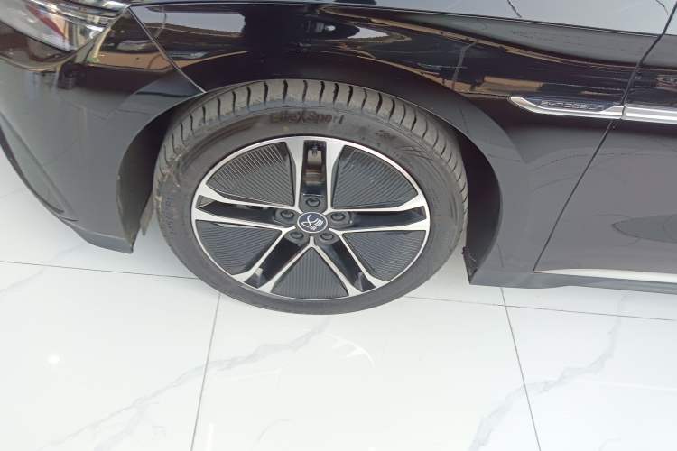 Used BYD Han 2023 EV Champion Edition 605KM Front-Drive Premium Model