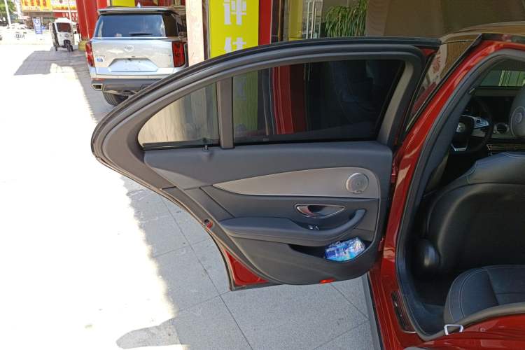 Used Mercedes-Benz E-Class 2017 E 200 Sport 4MATIC
