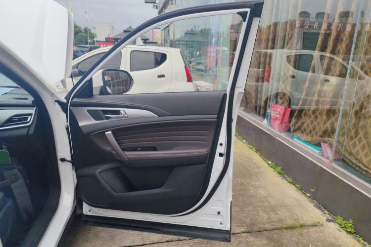 Used Changan CS35PLUS 2019 1.6L Automatic CoolLink Edition
