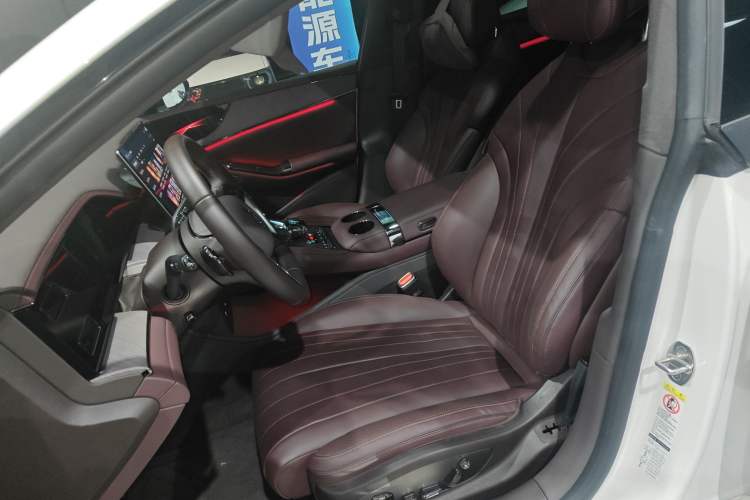 Used Denza Z9GT 2024 1100 Four-Wheel Drive Ultra Version
