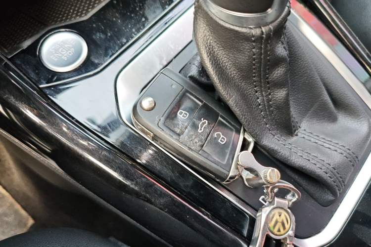 Used Volkswagen T-ROC 2020 280TSI DSG Two-Wheel Drive Comfort Version
