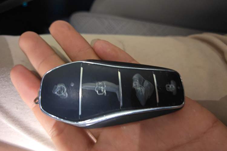 Used BYD Yuan UP 2025 Intelligent Driving Version 401 km Beyond-Range Edition