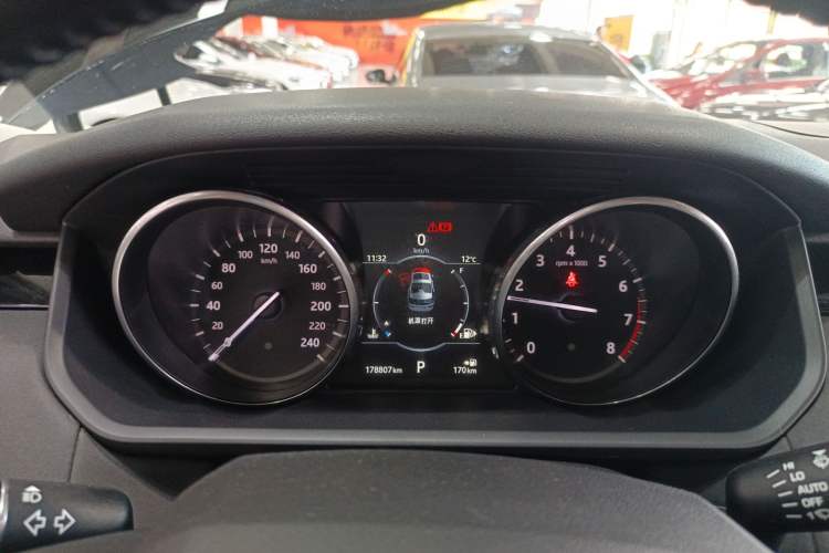 Used Land Rover Discovery 2017 3.0 SC V6 S