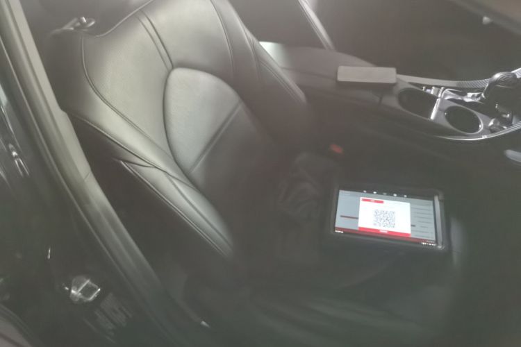 Used Toyota Avalon 2019 2.0L XLE Premium Edition China VI