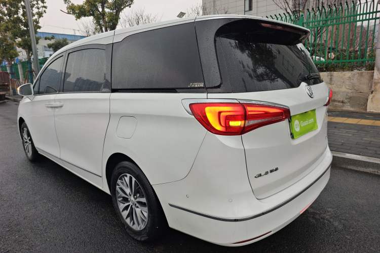 Used Buick GL8 2017 ES 28T Flagship Model China V Standard
