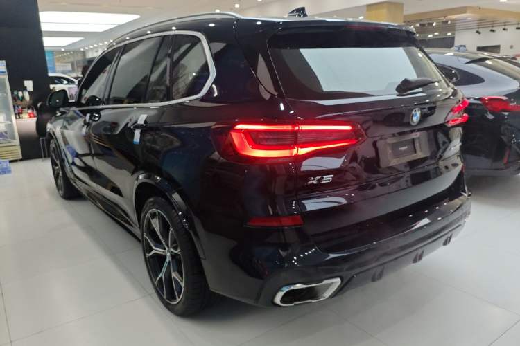 Used BMW X5 2022 Restyled xDrive 40Li M Sport Package