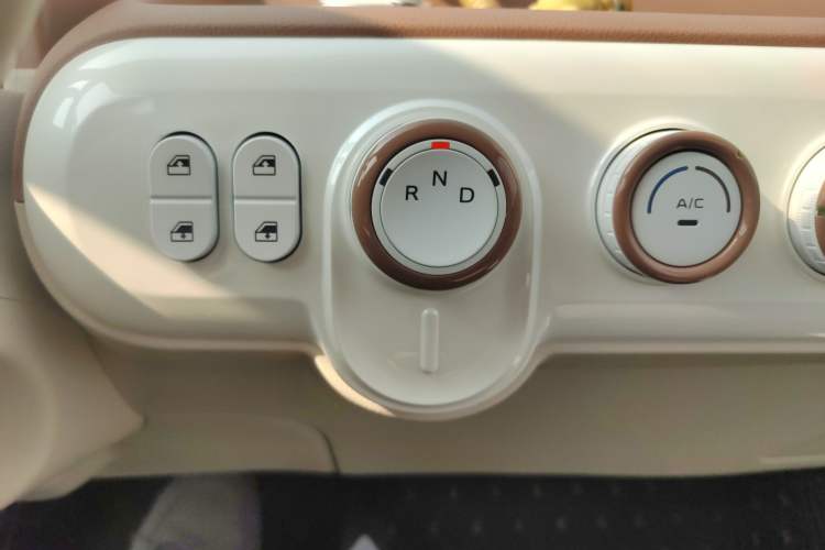 Used Bestune Pony 2026 222km Colorful Horse