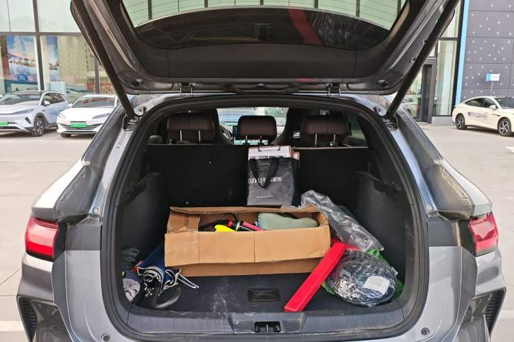 Used BYD Song PLUS New Energy 2025 EV Smart Drive Edition 605km Flagship Model