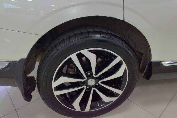 Used Venucia T90 2017 2.0L CVT Smart Edition