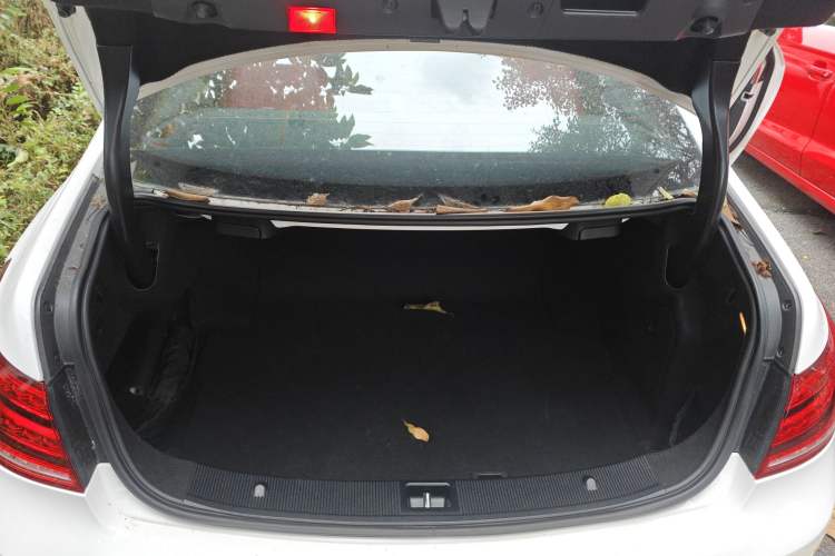 Used Mercedes-Benz E-Class 2014 E 200 Coupe
