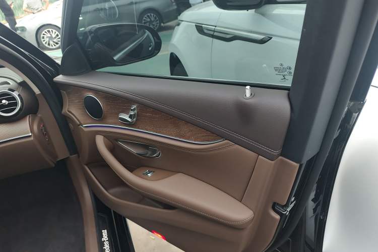 Used Mercedes-Benz E-Class 2023 E 260 L