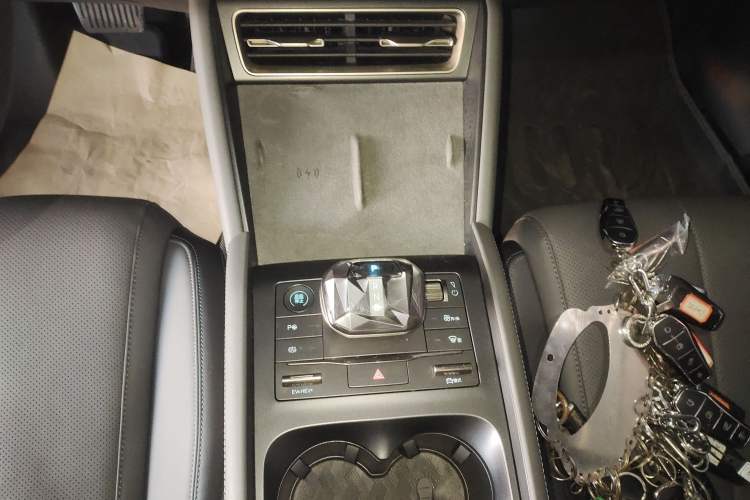 Used BYD Qin L 2025 DM-i Smart Drive 120KM Superior Model