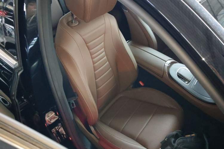 Used Mercedes-Benz E-Class 2021 E 300 L Sporty and Stylish Model
