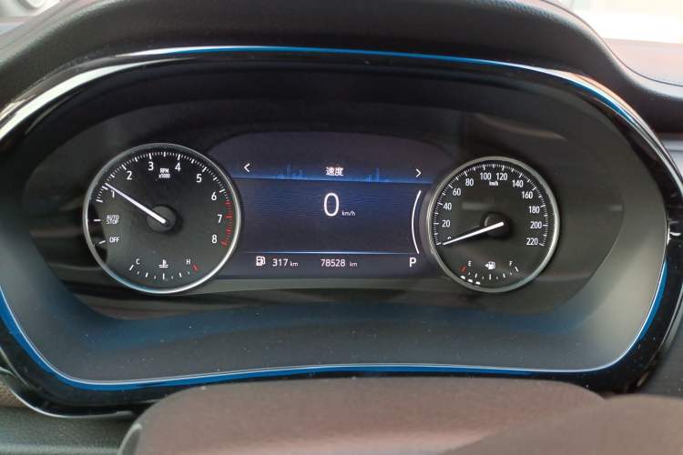 Used Buick GL8 2023 Land Executive Class Comfort Model
