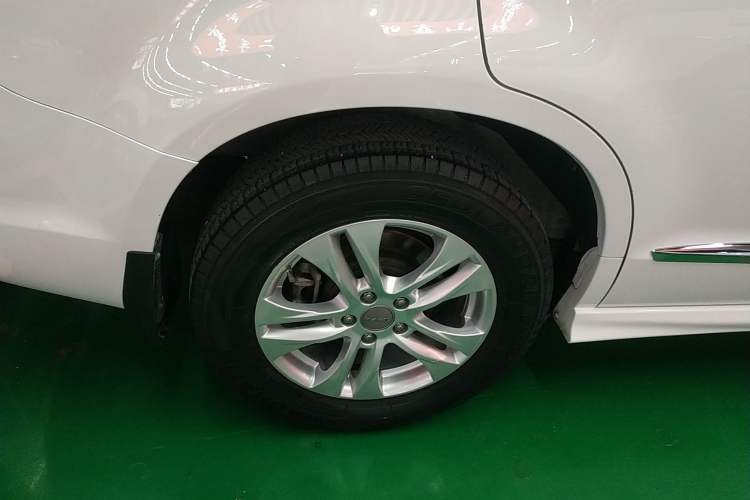 Used Haval H6 2016 Upgraded Model 1.5T Automatic Two-Wheel Drive Elite Version
