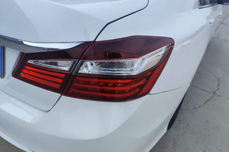 Used Honda Accord 2016 2.0L Comfort Edition
