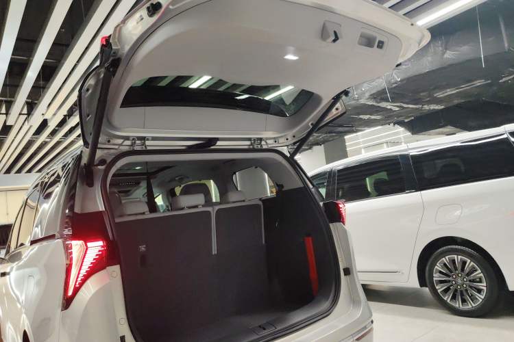 Used Buick GL8 2025 Lu Zun Deluxe Edition
