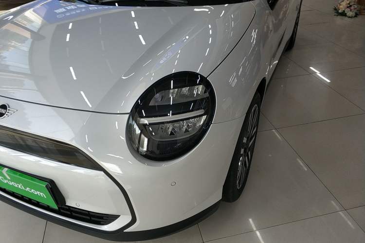 Used  Electric MINI COOPER 2024 456km COOPER E Classic Edition
