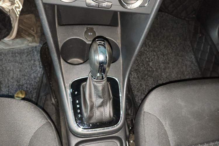 Used Volkswagen Polo 2018 1.5L Automatic Enjoyment Model
