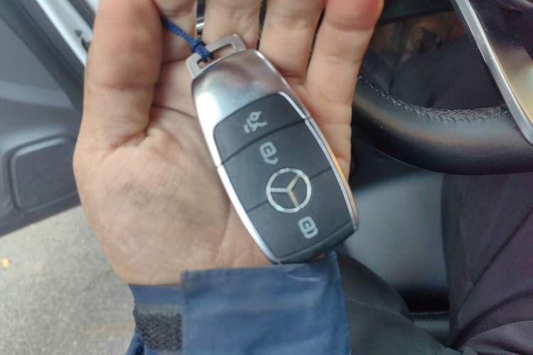 Used Mercedes-Benz A-Class 2022 Second Facelift A 200 L Sport Sedan Fashion Version
