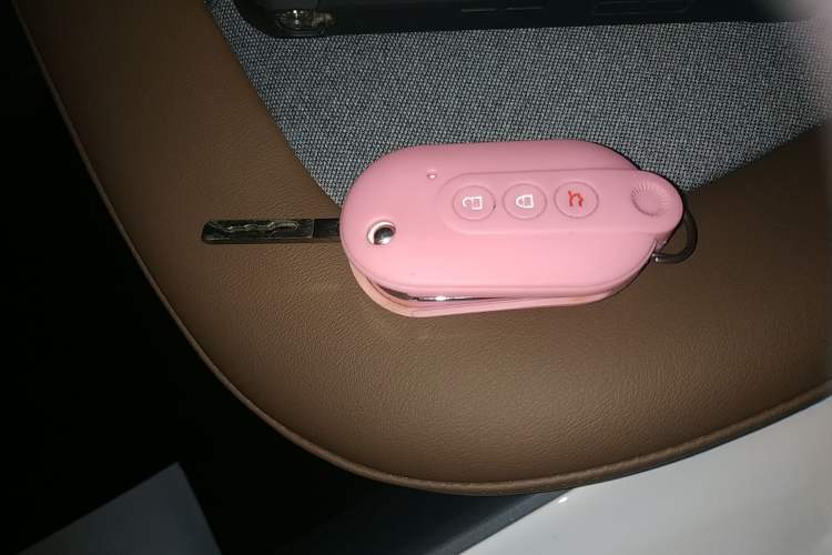 Used Wuling Hongguang MINIEV 2022 GAMEBOY 200km Gaming Edition with Lithium Iron Phosphate
