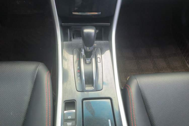 Used Honda Accord 2016 2.0L Comfort Edition
