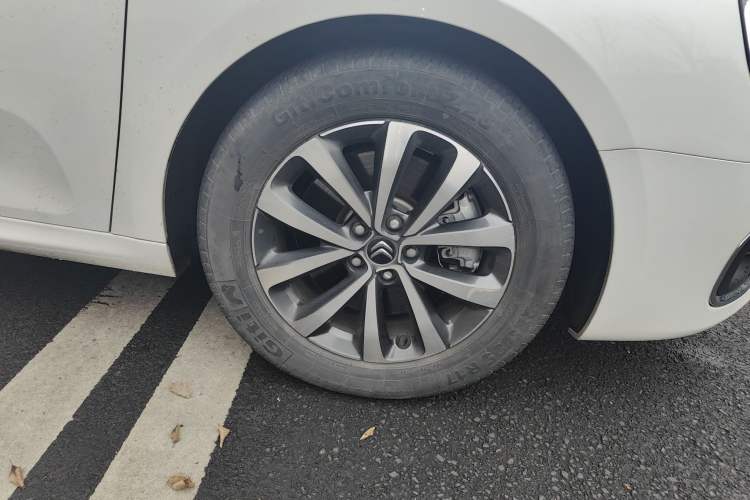 Used Citroen C6 2021 400THP Comfort Edition