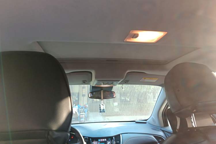 Used Chevrolet Trax 2018 330T Automatic Two-Wheel Drive Elite Model