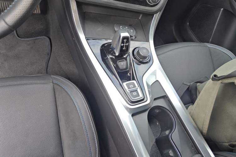 Used Lynk & Co 01 EM-P 2018 1.5T PHEV JingPro National Emission Standard V