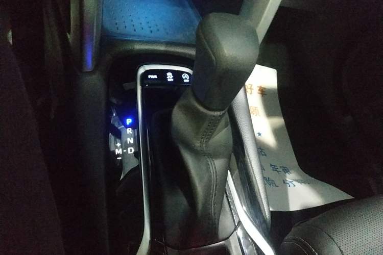 Used Toyota FRONTLANDER 2022 2.0L CVT Luxury Edition