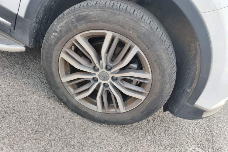 Used Geely Auto Emgrand X7 Sport 2020 1.8TD DCT ZhiZun PRO
