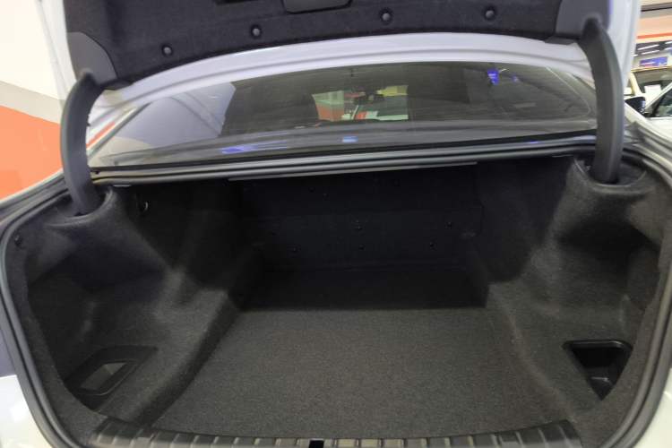 Used BMW 5 Series 2021 Facelifted 525Li M Sport Package