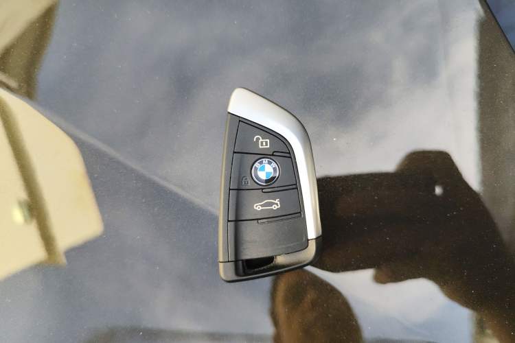 Used BMW X1 2016 sDrive20Li Luxury Model
