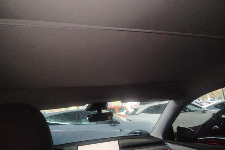 Used Tesla Model Y 2023 Long-Range All-Wheel-Drive Version