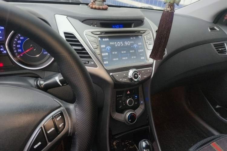 Used Hyundai Elantra (5th Generation / Langdong) 2016 1.6L Automatic Prestige Edition
