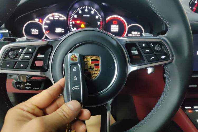 Used Porsche Cayenne 2023 Cayenne 3.0T Platinum Edition
