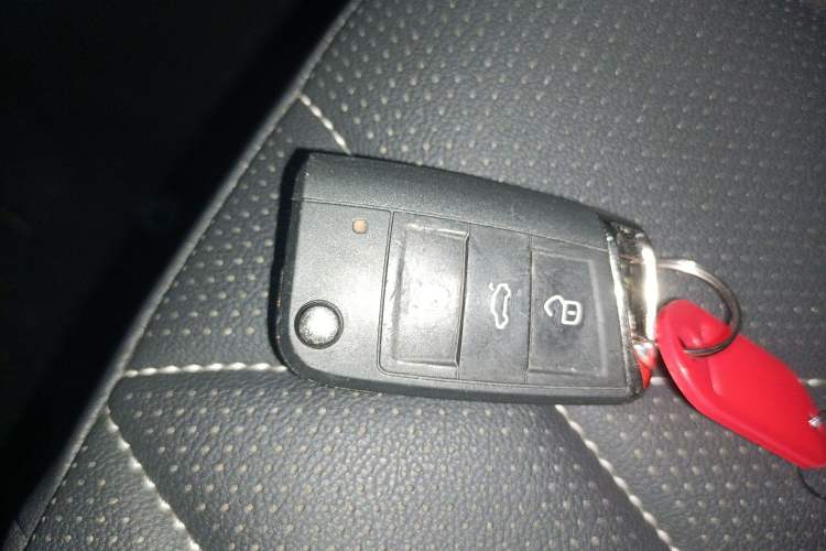 TDK.VehicleDetails.img