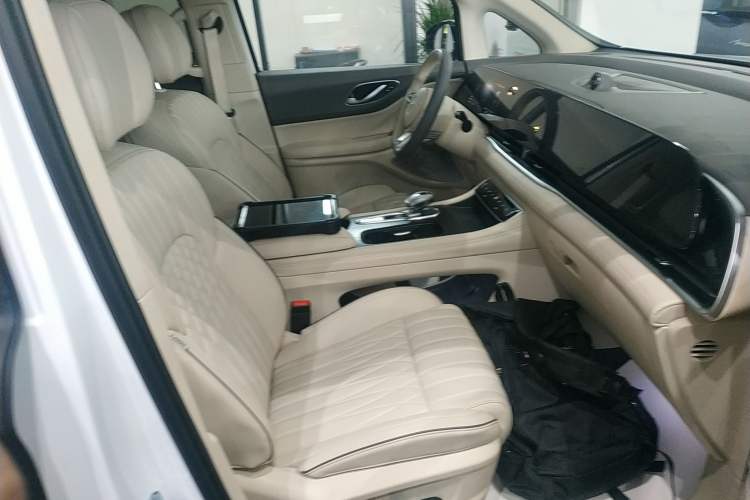 Used VOYAH Dream 2022 Low-Carbon Edition Dream+ Smart Enjoyment Package