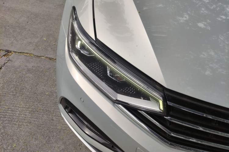 Used Volkswagen Magotan 2020 330TSI DSG Leading Model
