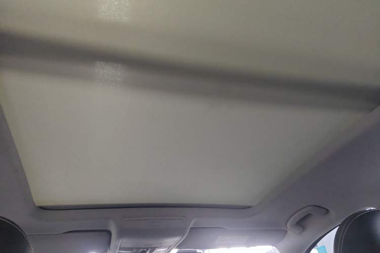 Used Volkswagen Tiguan L 2021 330TSI Automatic Two-Wheel Drive R-Line Enhanced Edition