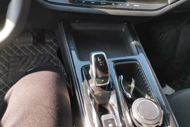 Used Dongfeng Aeolus Yixuan MAX 2023 1.5T Super-Powered Dad Edition
