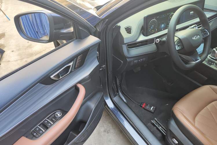 Used Chery Tiggo 8 PLUS 2021 290TGDI DCT Luxury Edition
