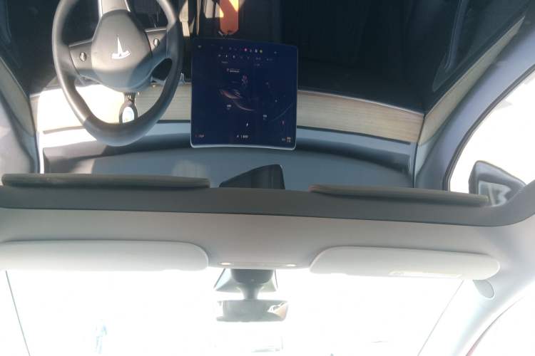 Used Tesla Model Y 2022 Rear-Wheel-Drive Version
