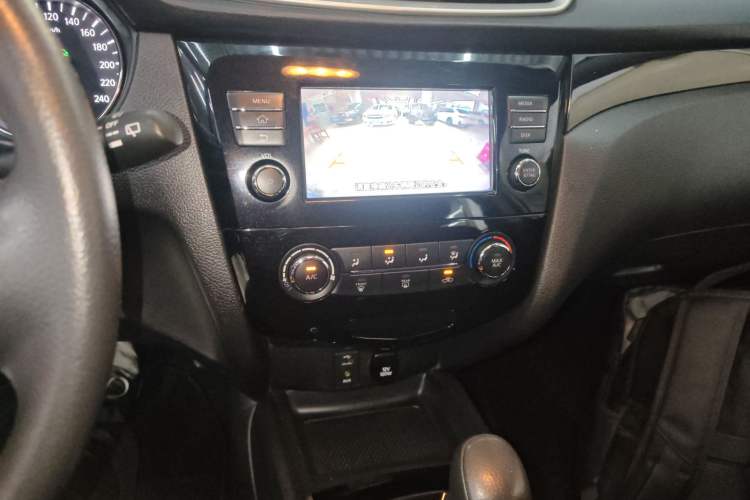 Used Nissan Qashqai 2017 2.0L CVT Elite Edition China V Standard