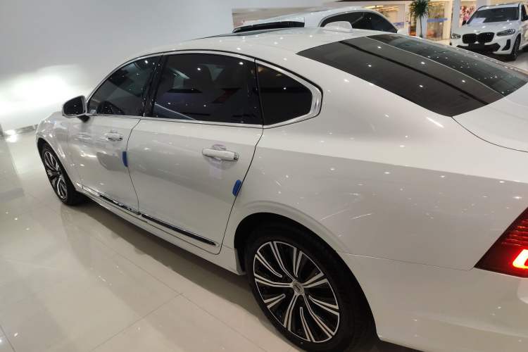 Used Volvo S90 2022 B5 Zhiyi Luxury Edition
