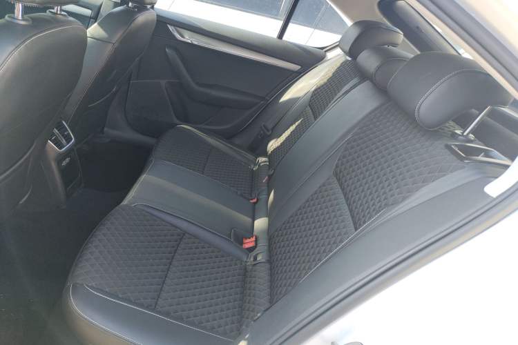 Used Skoda Octavia 2019 TSI230 DSG Luxury Edition
