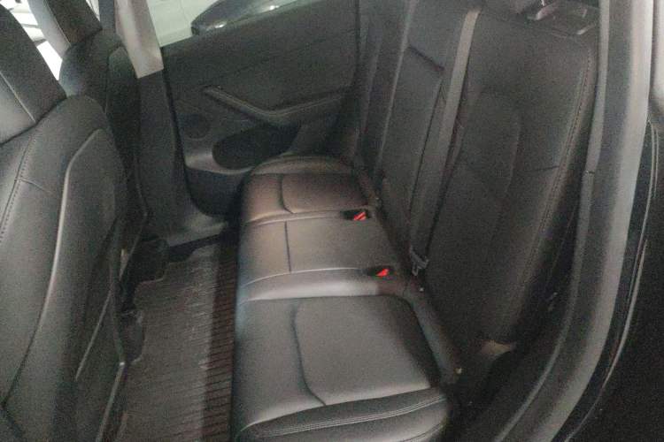 Used Tesla Model Y 2021 Long-Range All-Wheel-Drive Version